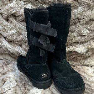 Woman’s Bailey Bow Ugg boots